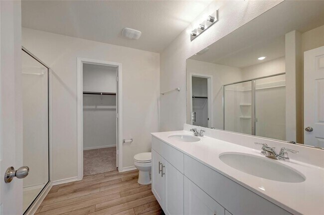 Building Photo - 221 Cherry Vine Dr
