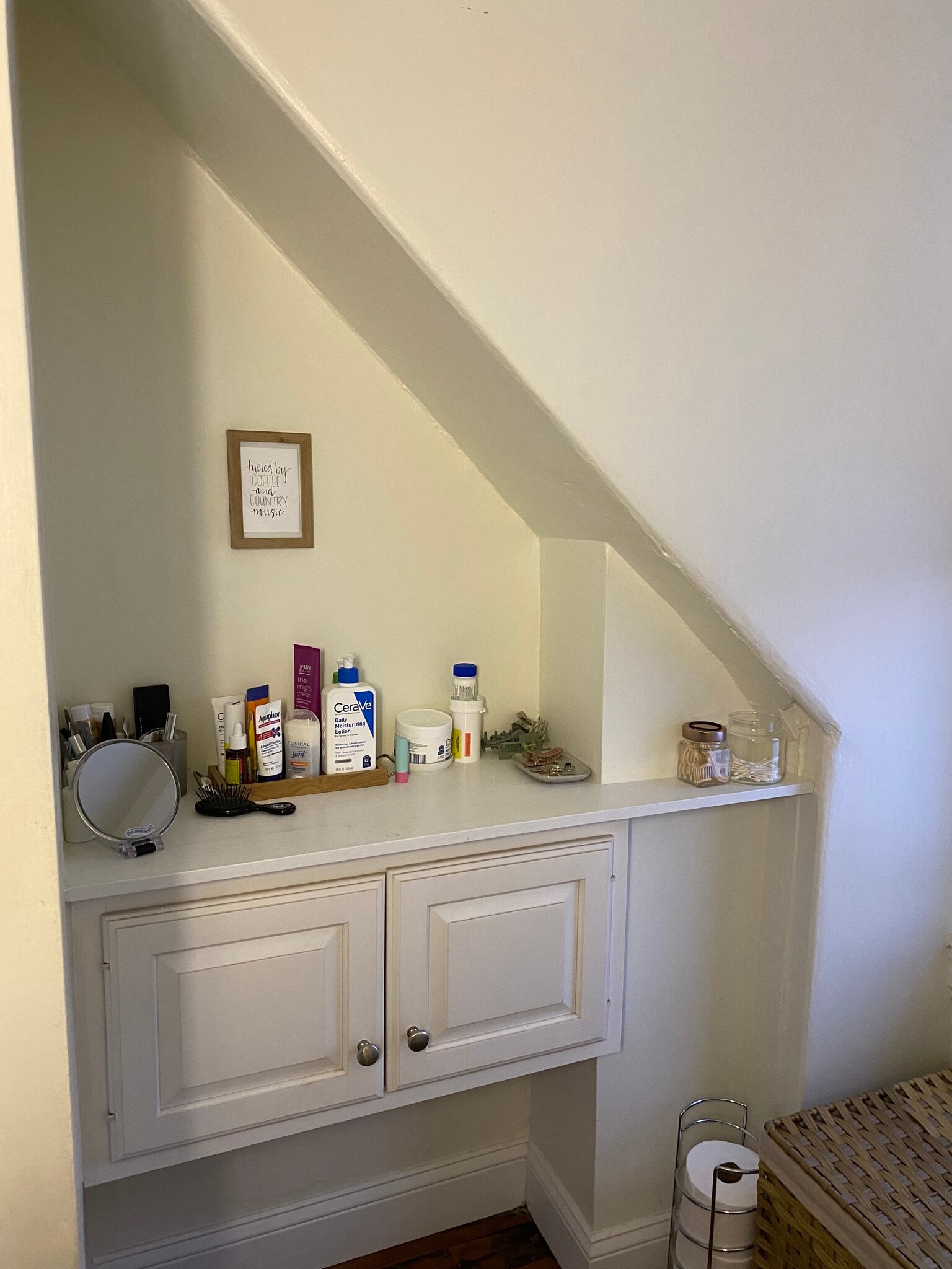 Building Photo - 110 Walnut Ave