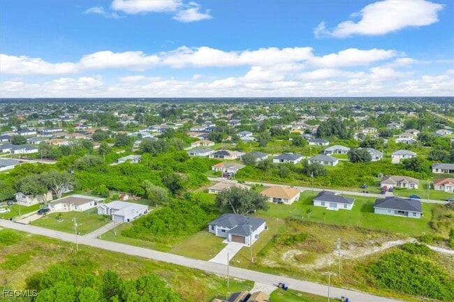 Building Photo - 3708 27th St SW