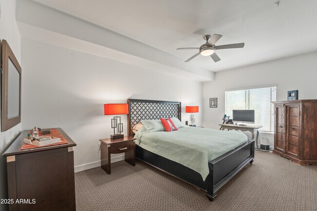 Building Photo - 5450 E Deer Valley Dr