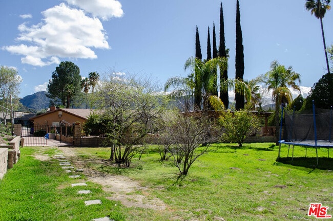 Building Photo - 15845 Condor Ridge Rd