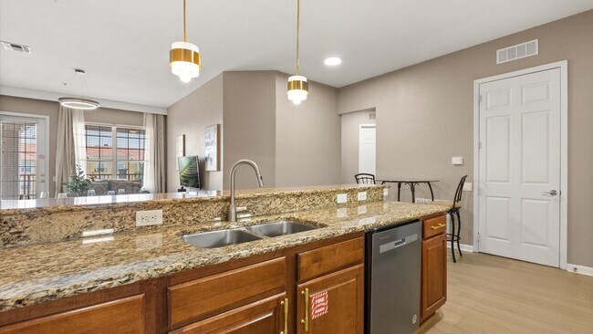 Building Photo - 5037 Shoreway Loop