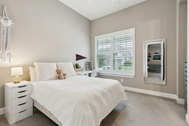 Building Photo - 2607 Maverick Way