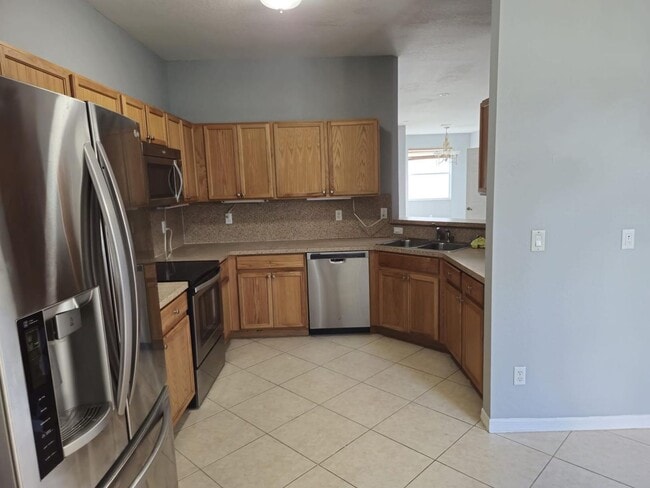 Building Photo - Prime Location & Modern Comfort in Greenacres! 3 Bed 2.5 Bath Townhouse