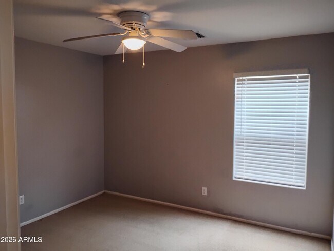 Building Photo - 6238 S Cottonfields Ln