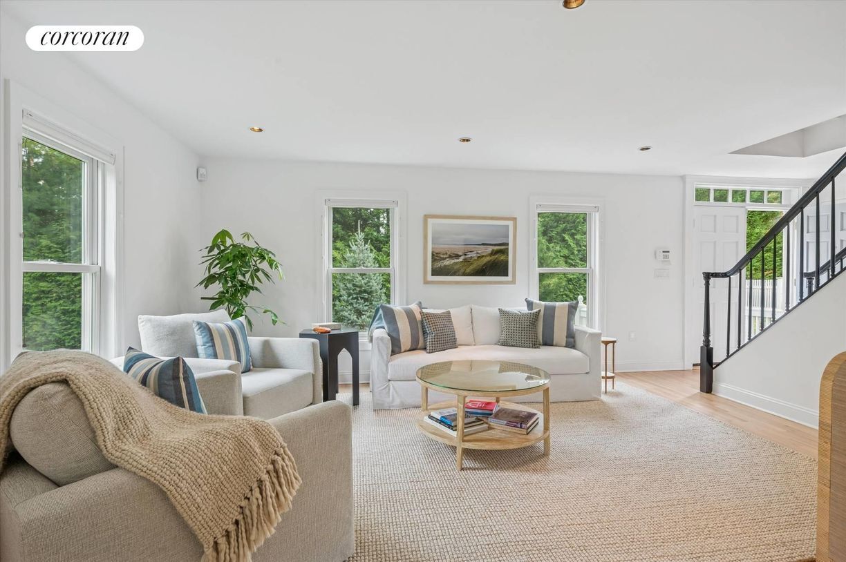 Building Photo - 32 Eastville Ave