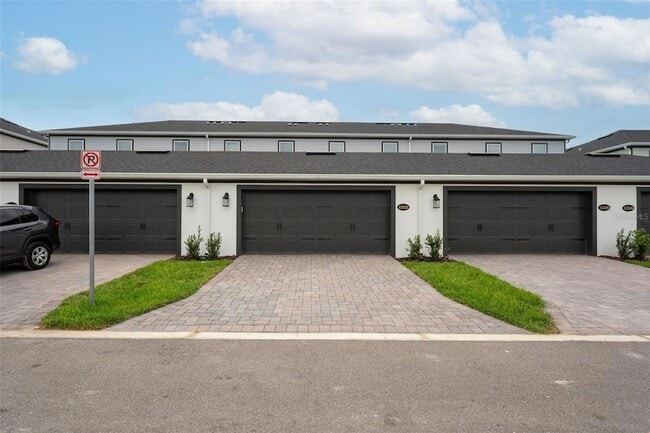 Building Photo - 15352 Burgtheater Dr