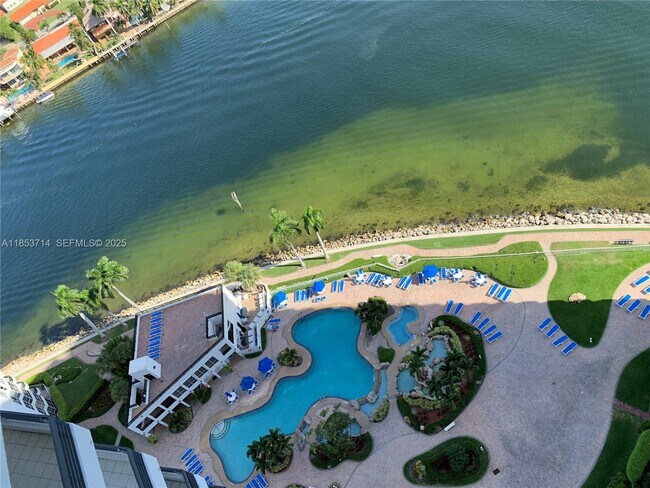 Building Photo - 19101 Mystic Pointe Dr