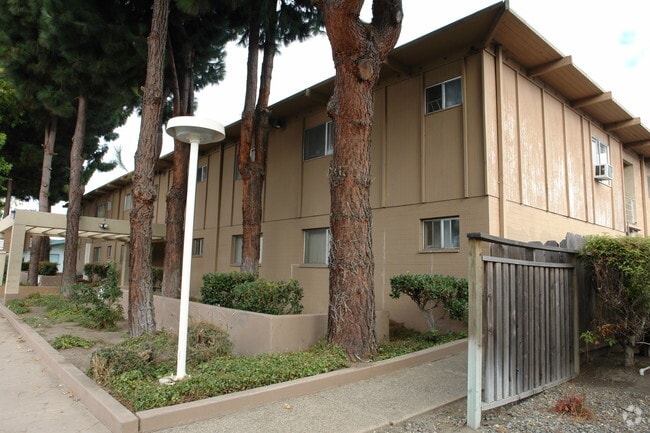 Building Photo - The Park Terrace Apartments