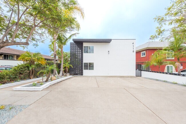 Building Photo - Just Completed: New Studios Available - Te...