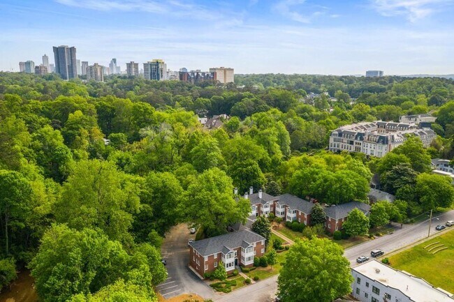 Building Photo - 115 Peachtree Memorial Dr NW