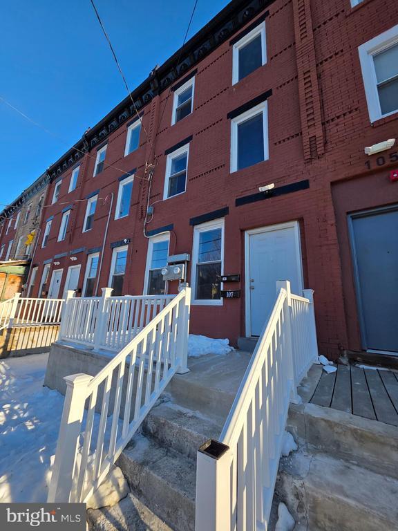 Building Photo - 107 Walnut Ave