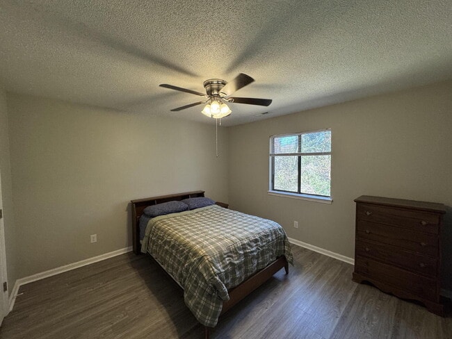 Building Photo - Great Rental Opportunity In The Heart Of Wilmington