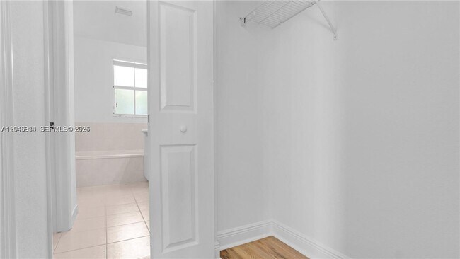 Building Photo - 10863 NW 85th St