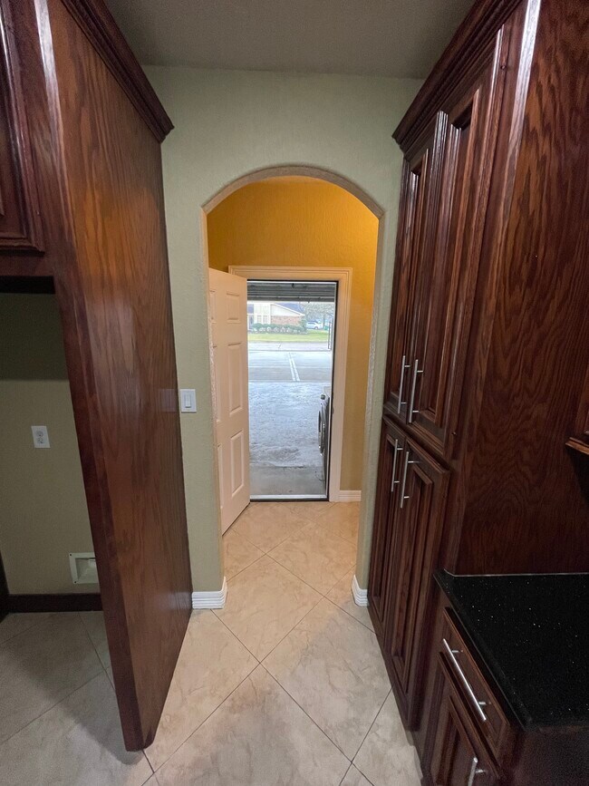 Kitchen view to the garage - 600 River Bend Dr