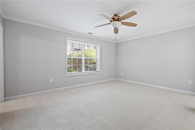 Building Photo - 305 Winding River Dr