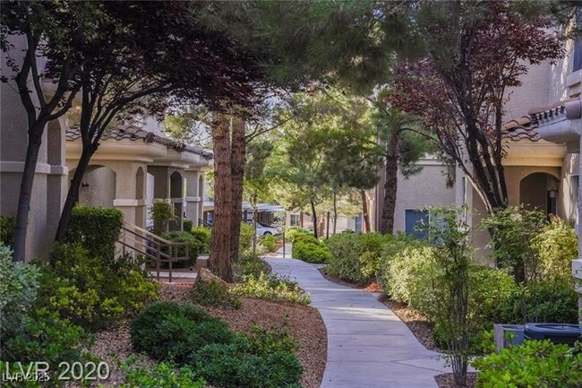 Building Photo - 9050 W Warm Springs Rd