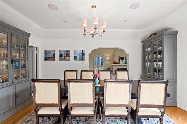 Building Photo - 1630 Warnall Ave