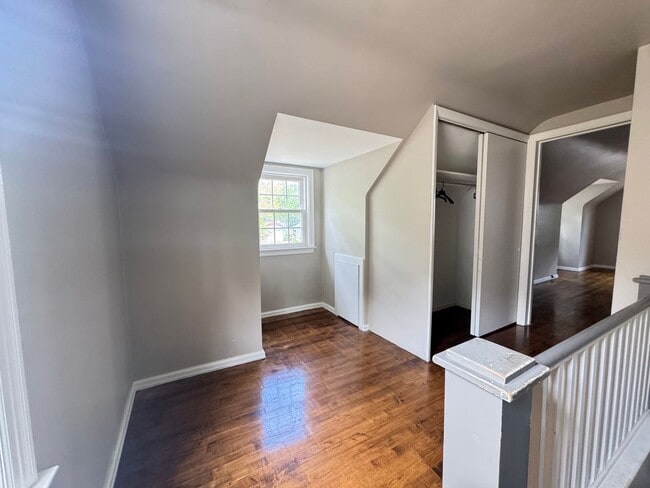Building Photo - 3 bedroom home in SE Grand Rapids!