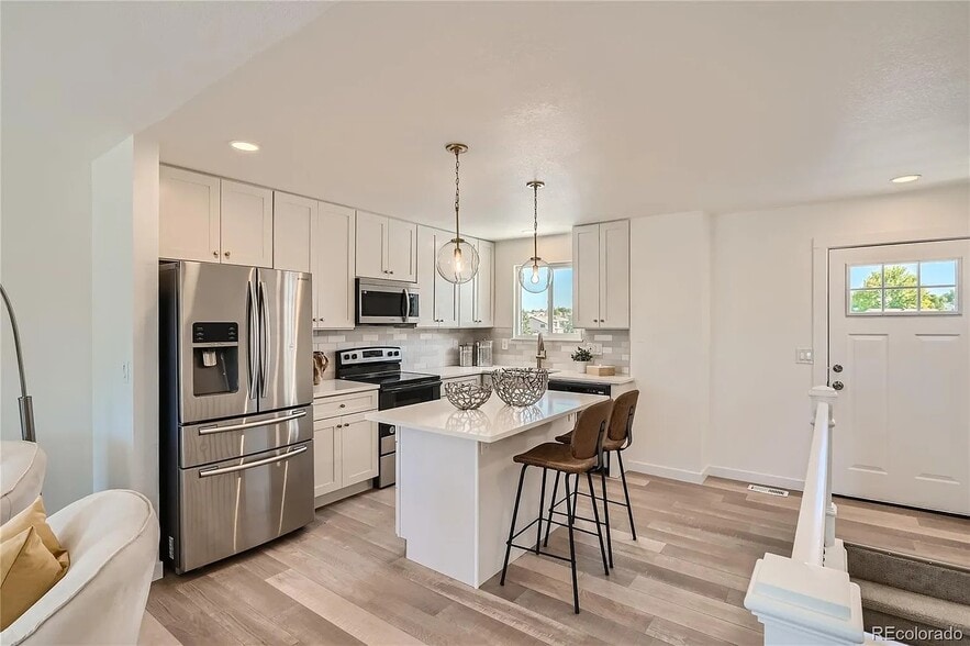 Building Photo - 4264 S Halifax Way