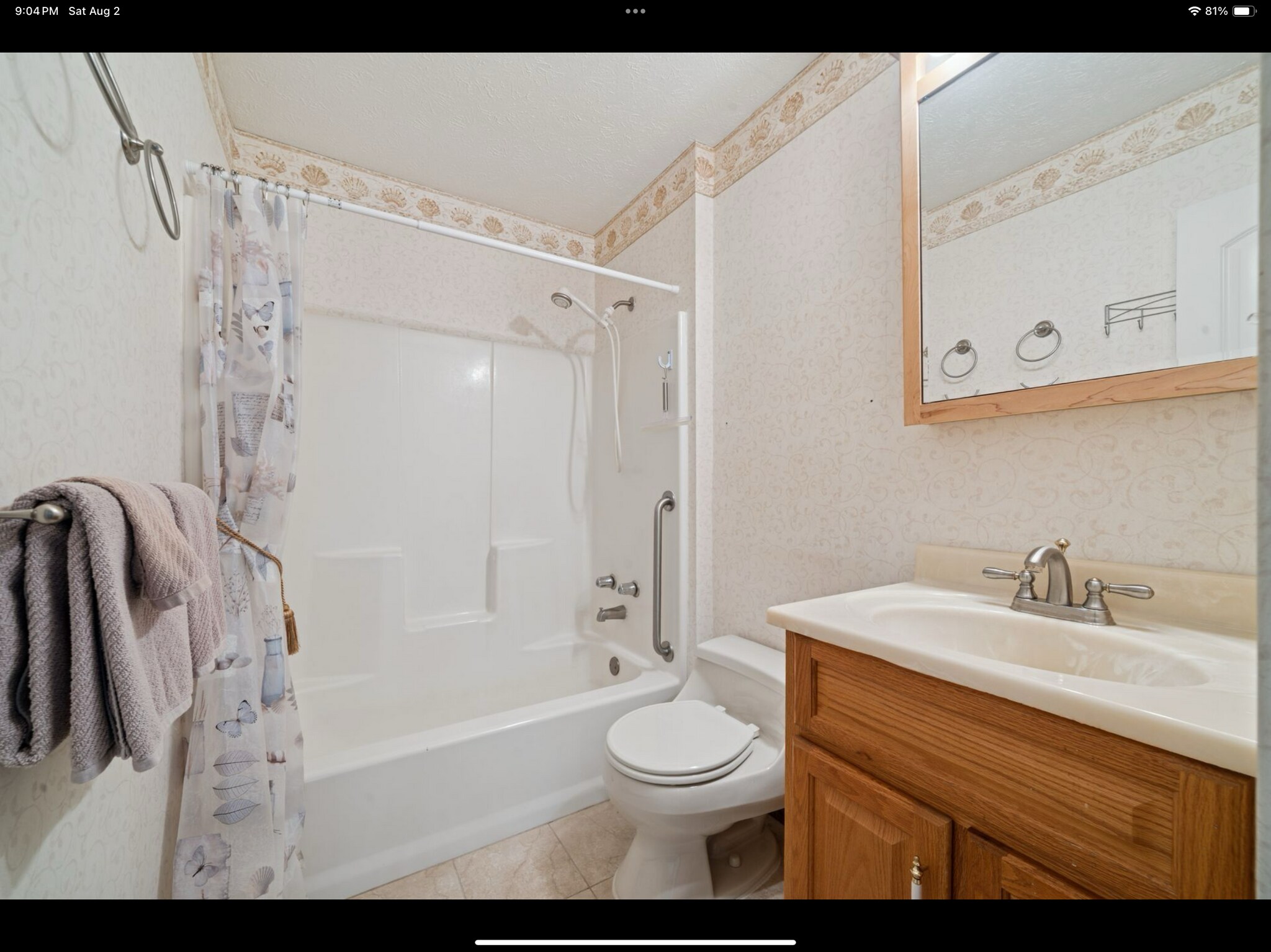 Building Photo - 5045 Fountainwood Dr