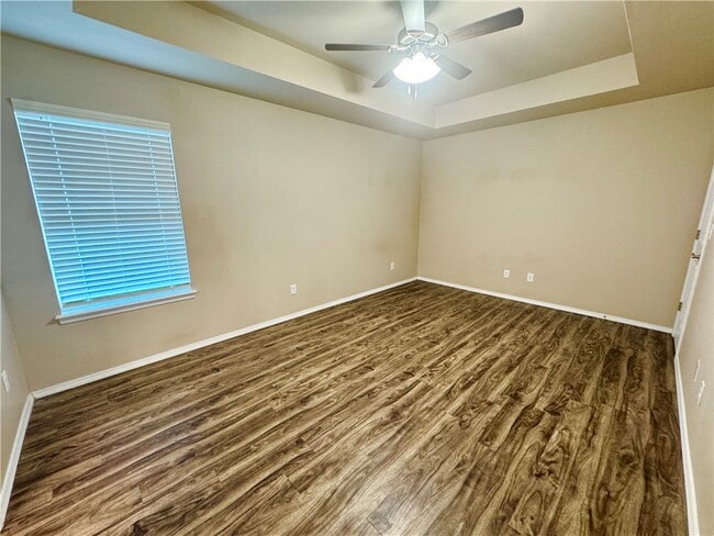 Building Photo - 1020 Clearspring Ct