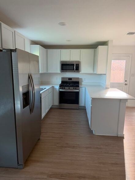 Building Photo - 3115 Savannah Rose Dr