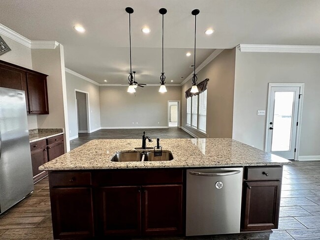 Building Photo - 10036 Dunleith Lp