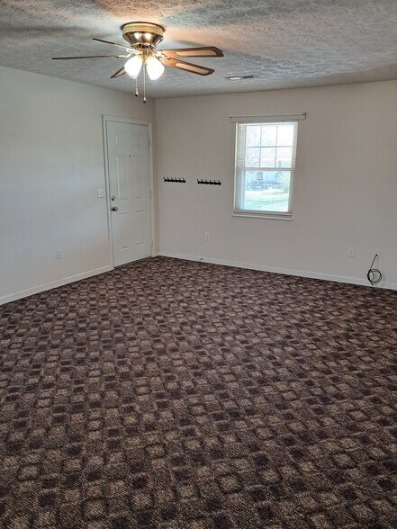 Building Photo - 650 Old Tellico Hwy N