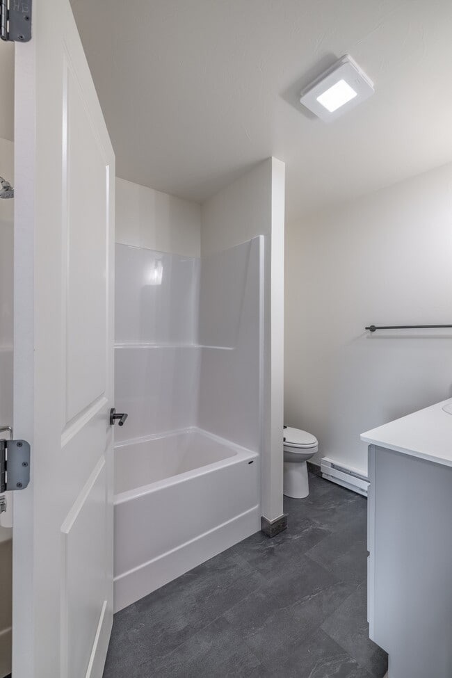 Building Photo - 3391 Crosswind Ct