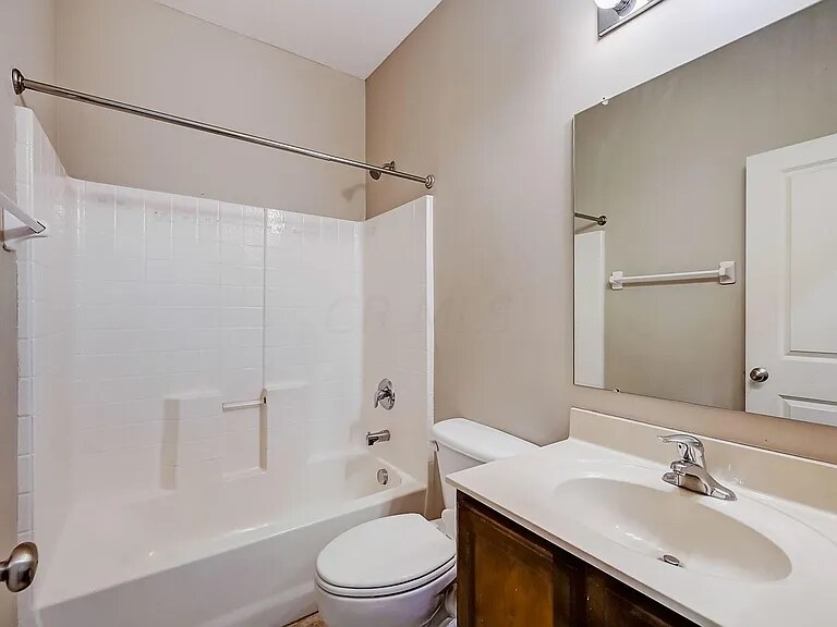 Building Photo - 2844 Acarie Dr