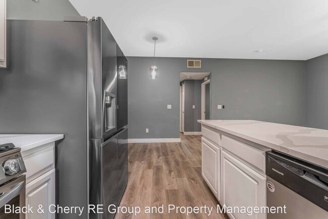 Building Photo - 2 br, 2 bath House - 5650 E Sahara Ave #2008