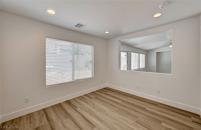Building Photo - 9226 Horseshoe Basin Ave