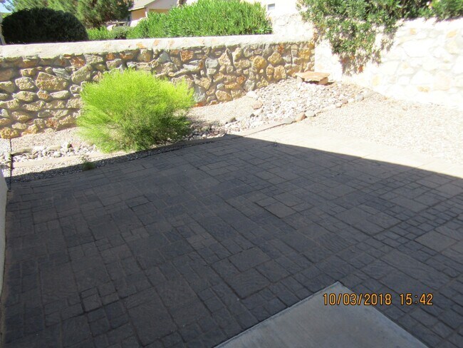 Building Photo - 5249 Cats Eye Rd