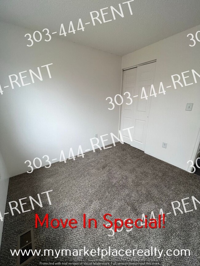 Building Photo - HOLIDAY MOVE IN SPECIAL $250 OFF OF THE 1ST MONTHS RENT!