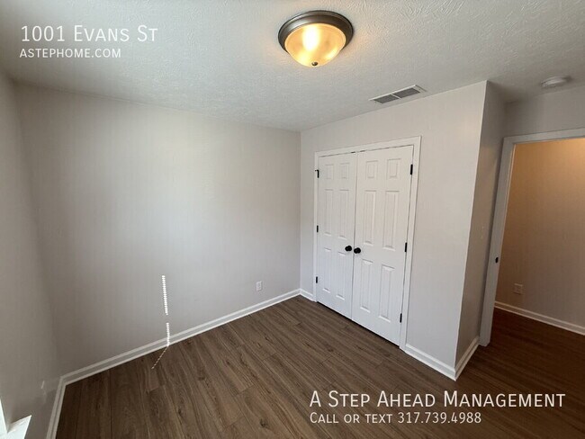 Building Photo - 1001 Evans St