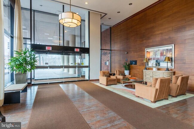 Building Photo - 2555 Pennsylvania Ave NW