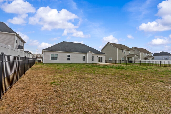 Building Photo - 1005 Clydesdale Ct