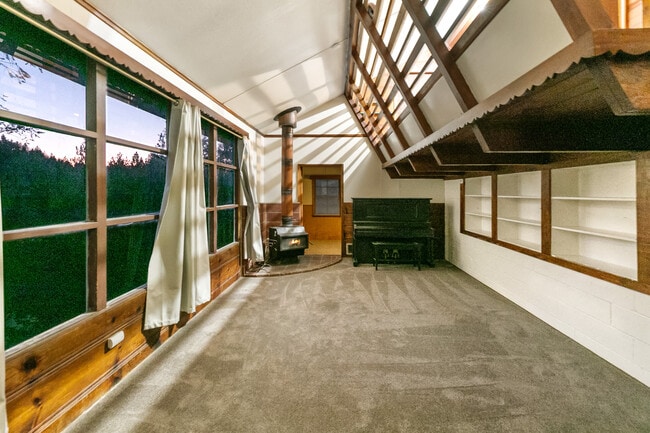 Building Photo - 32780 Deer Lick Dr