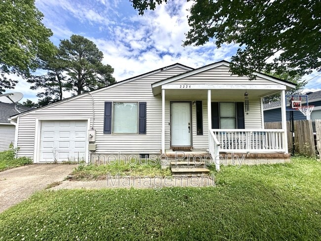 Primary Photo - 2224 English Ave