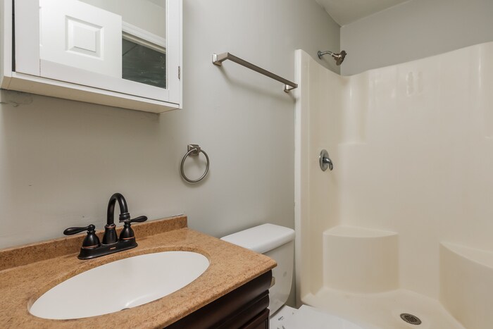Building Photo - 3899 Timberline Dr