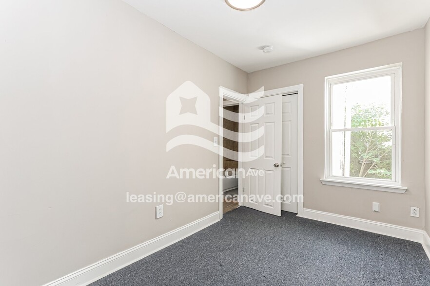 Building Photo - 2516 Ingersoll St