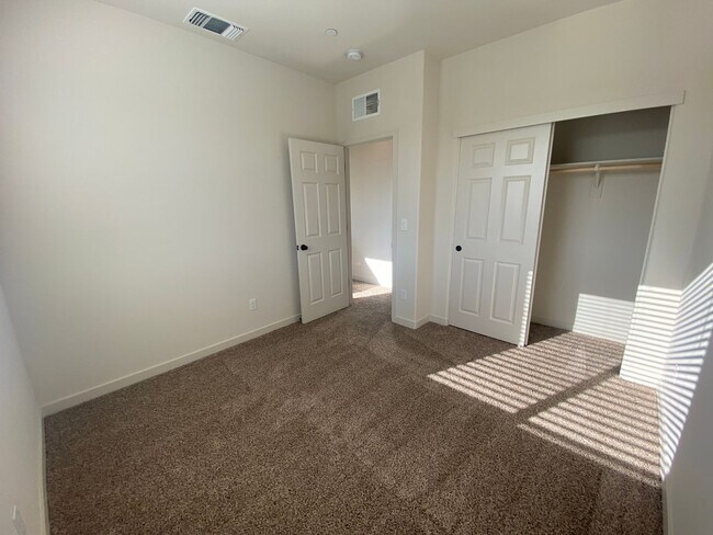 Building Photo - Newer Construction 4 Bedroom 2.5 Bath Home...