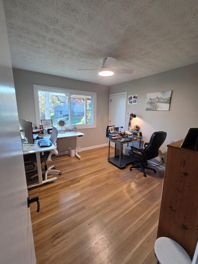 Building Photo - 100 9th Ave