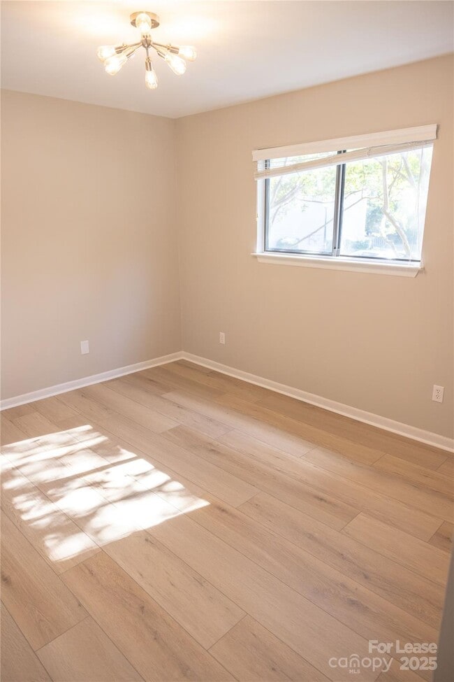 Building Photo - 6100 Heathstone Ln