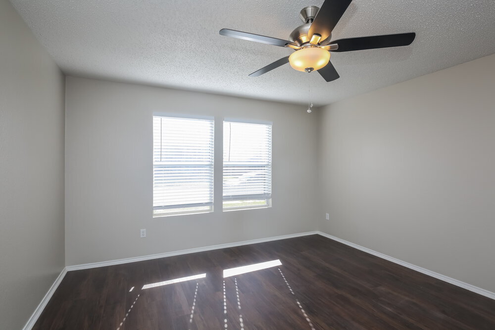 Building Photo - 1476 Hickory Creek Ln