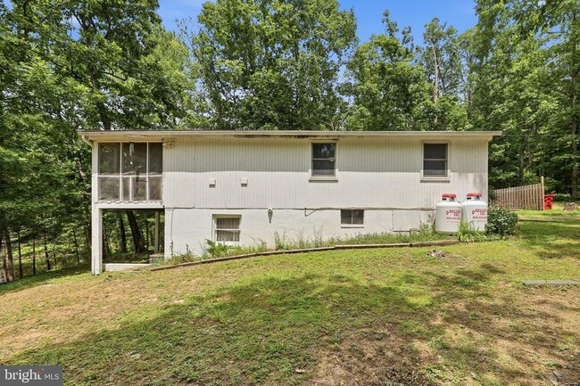 Building Photo - 371 Oak Hill Rd