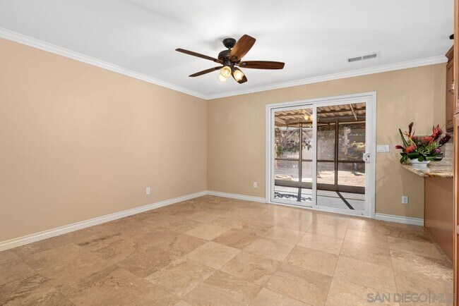 Building Photo - 2245 Nob Hill Dr