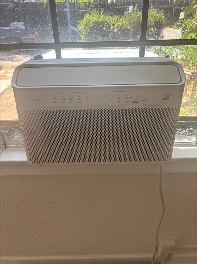 Building Photo - 10560 Fenwick St