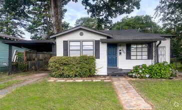 Building Photo - 2 Bedroom 1 Bath House